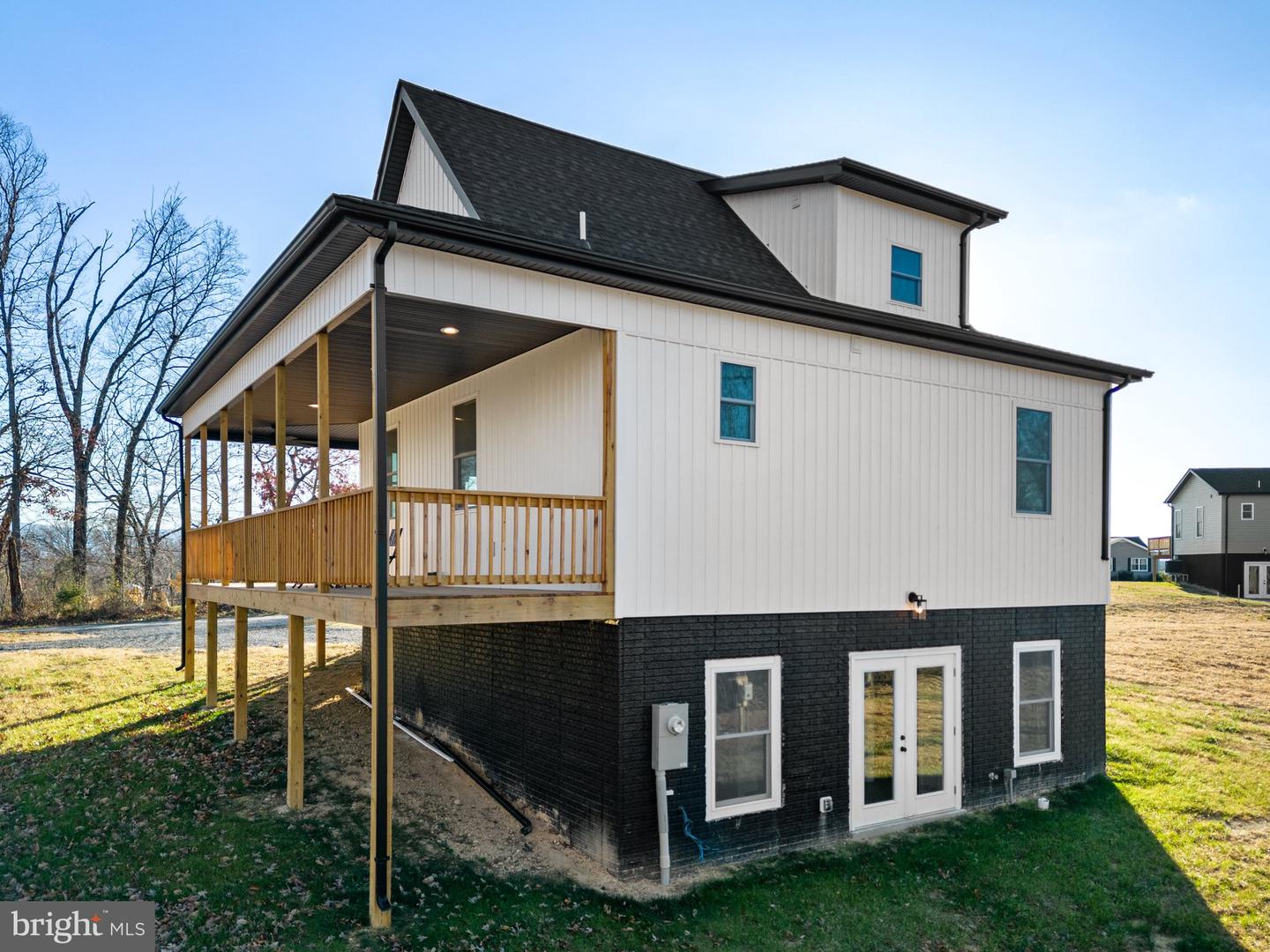 71 ARTHUR BURKE LANE, FRONT ROYAL, Virginia 22630, 3 Bedrooms Bedrooms, ,4 BathroomsBathrooms,Residential,For sale,71 ARTHUR BURKE LANE,VAWR2012192 MLS # VAWR2012192