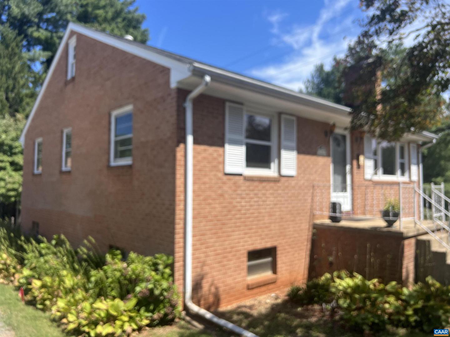 819 ELLIOTT AVE, CHARLOTTESVILLE, Virginia 22902, 3 Bedrooms Bedrooms, ,2 BathroomsBathrooms,Residential,For sale,819 ELLIOTT AVE,668539 MLS # 668539