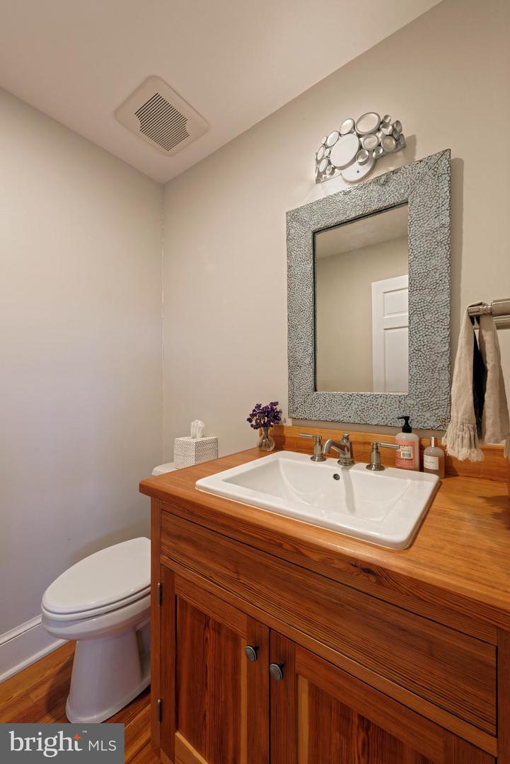154 CLAY HILL RD, BOYCE, Virginia 22620, 6 Bedrooms Bedrooms, ,5 BathroomsBathrooms,Residential,For sale,154 CLAY HILL RD,VACL2003658 MLS # VACL2003658