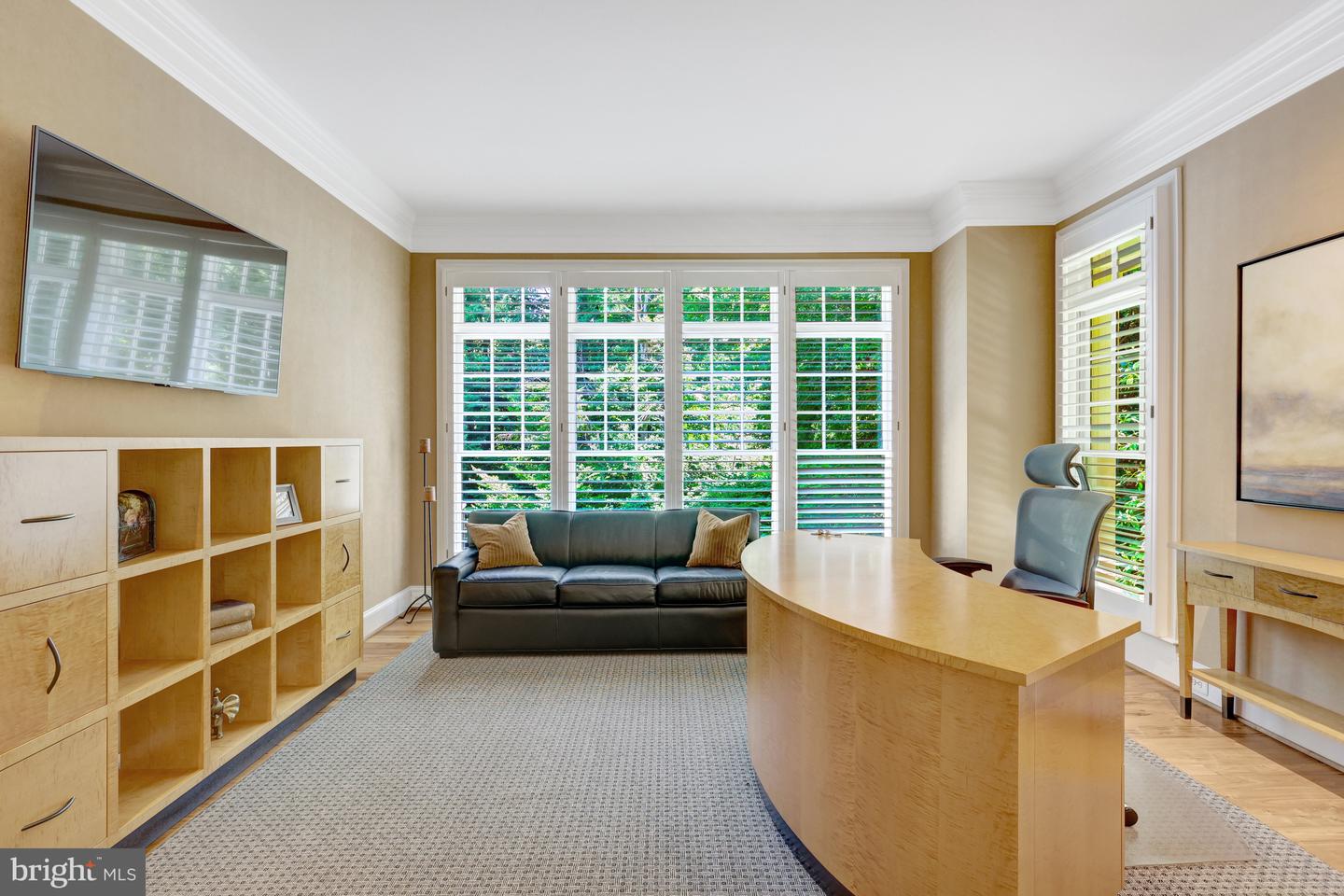 870 ALVERMAR RIDGE DR, MCLEAN, Virginia 22102, 7 Bedrooms Bedrooms, ,7 BathroomsBathrooms,Residential,For sale,870 ALVERMAR RIDGE DR,VAFX2248972 MLS # VAFX2248972