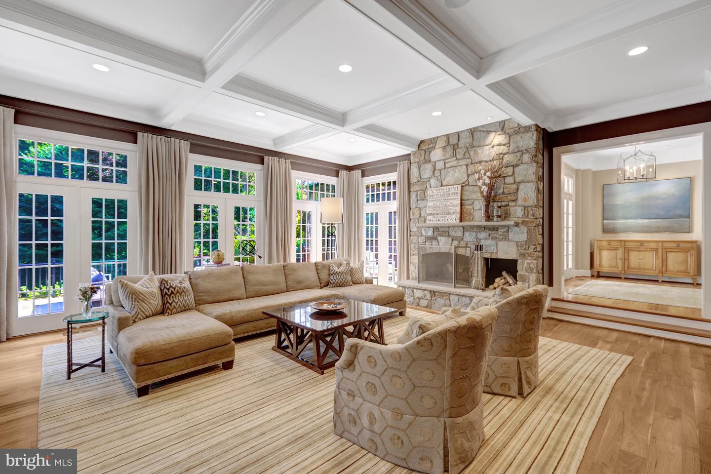 870 ALVERMAR RIDGE DR, MCLEAN, Virginia 22102, 7 Bedrooms Bedrooms, ,7 BathroomsBathrooms,Residential,For sale,870 ALVERMAR RIDGE DR,VAFX2248972 MLS # VAFX2248972