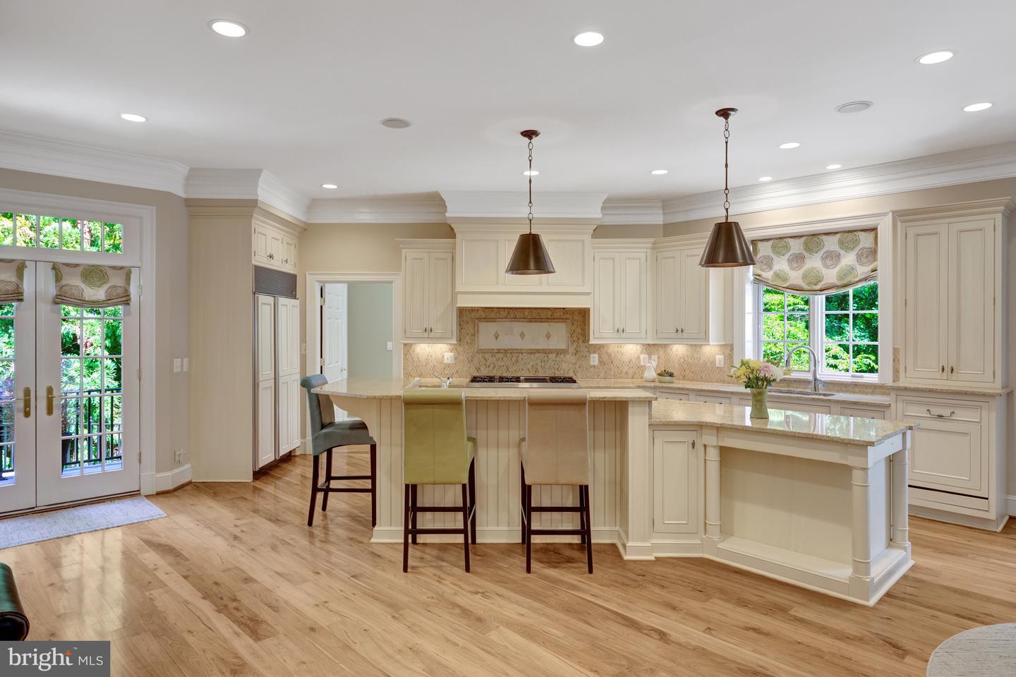 870 ALVERMAR RIDGE DR, MCLEAN, Virginia 22102, 7 Bedrooms Bedrooms, ,7 BathroomsBathrooms,Residential,For sale,870 ALVERMAR RIDGE DR,VAFX2248972 MLS # VAFX2248972