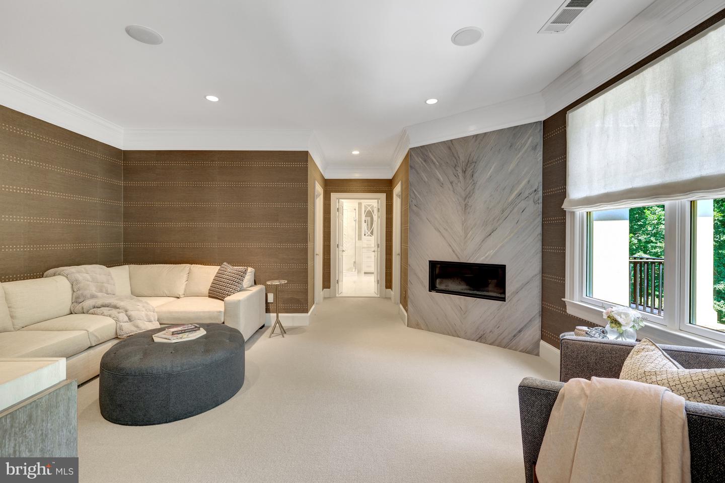 870 ALVERMAR RIDGE DR, MCLEAN, Virginia 22102, 7 Bedrooms Bedrooms, ,7 BathroomsBathrooms,Residential,For sale,870 ALVERMAR RIDGE DR,VAFX2248972 MLS # VAFX2248972