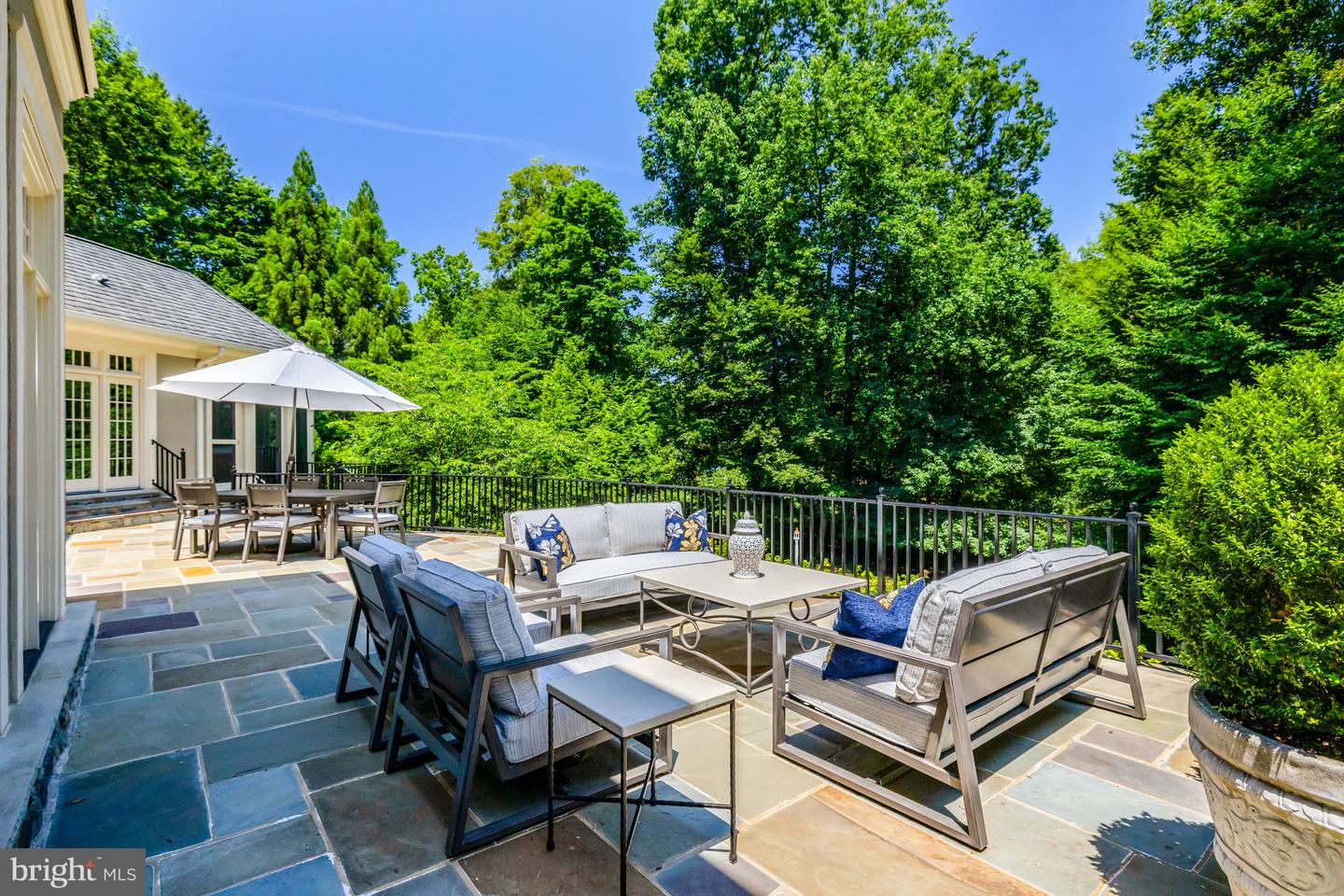 870 ALVERMAR RIDGE DR, MCLEAN, Virginia 22102, 7 Bedrooms Bedrooms, ,7 BathroomsBathrooms,Residential,For sale,870 ALVERMAR RIDGE DR,VAFX2248972 MLS # VAFX2248972