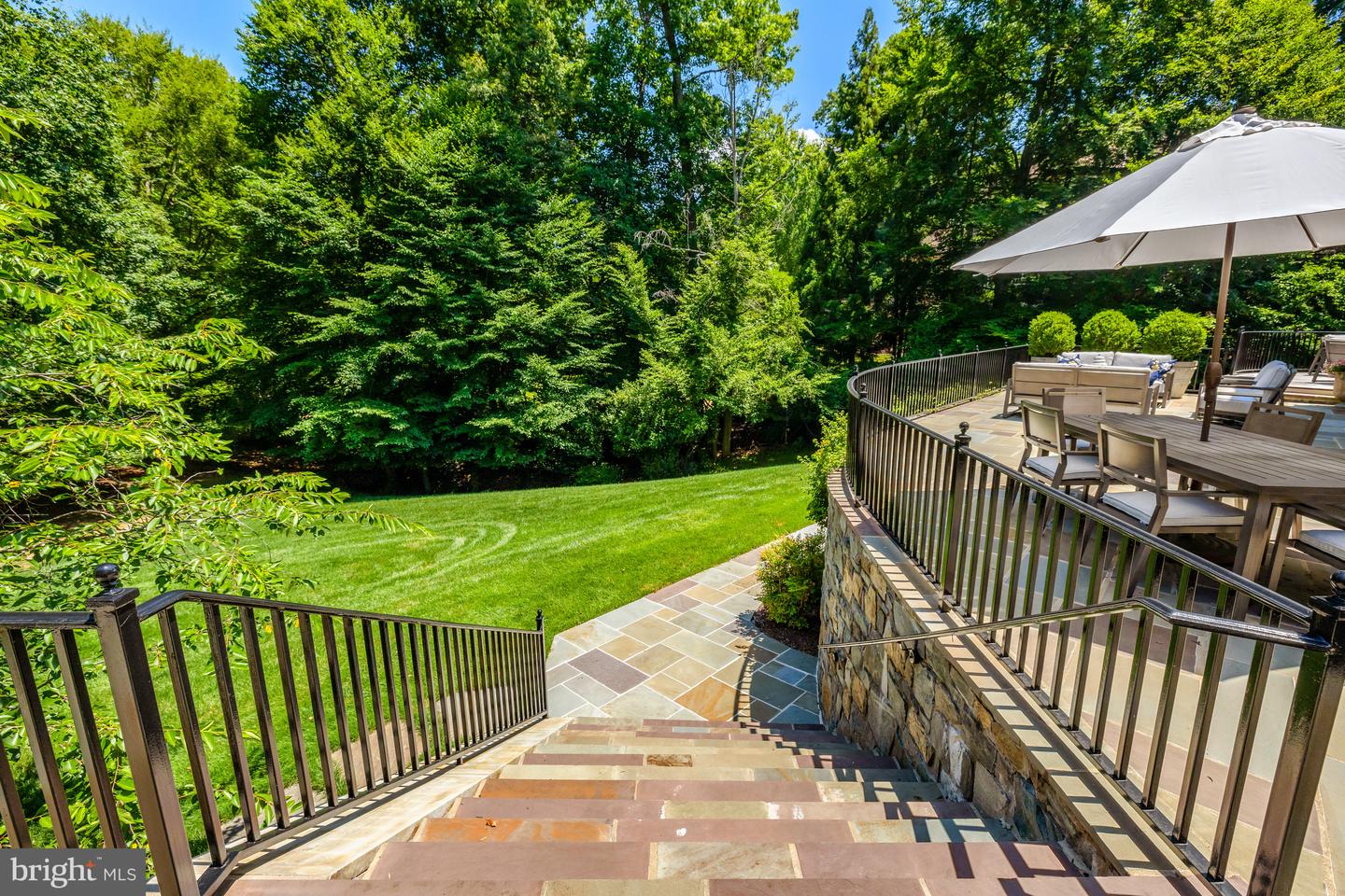 870 ALVERMAR RIDGE DR, MCLEAN, Virginia 22102, 7 Bedrooms Bedrooms, ,7 BathroomsBathrooms,Residential,For sale,870 ALVERMAR RIDGE DR,VAFX2248972 MLS # VAFX2248972