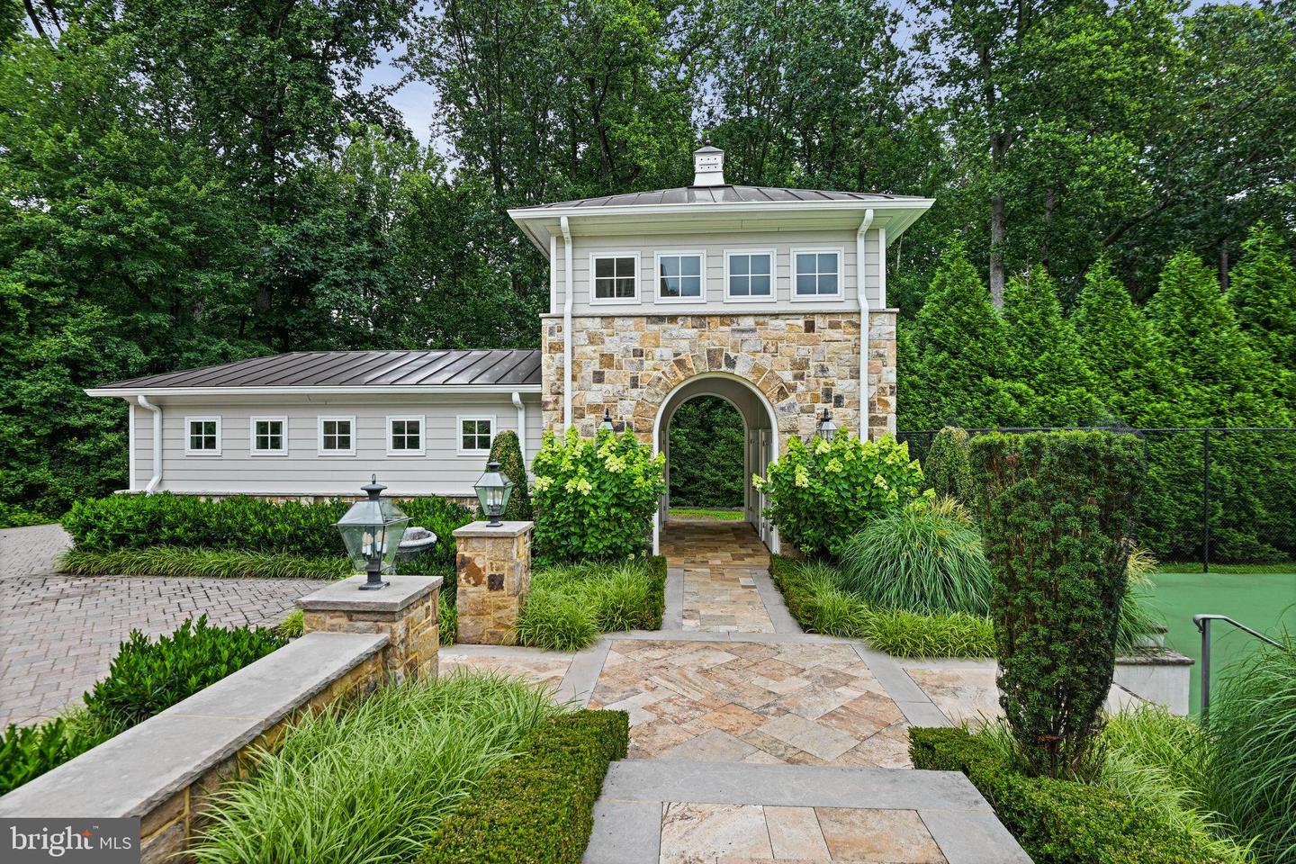 11100 KINGS CAVALIER CT, OAKTON, Virginia 22124, 6 Bedrooms Bedrooms, ,9 BathroomsBathrooms,Residential,For sale,11100 KINGS CAVALIER CT,VAFX2254638 MLS # VAFX2254638