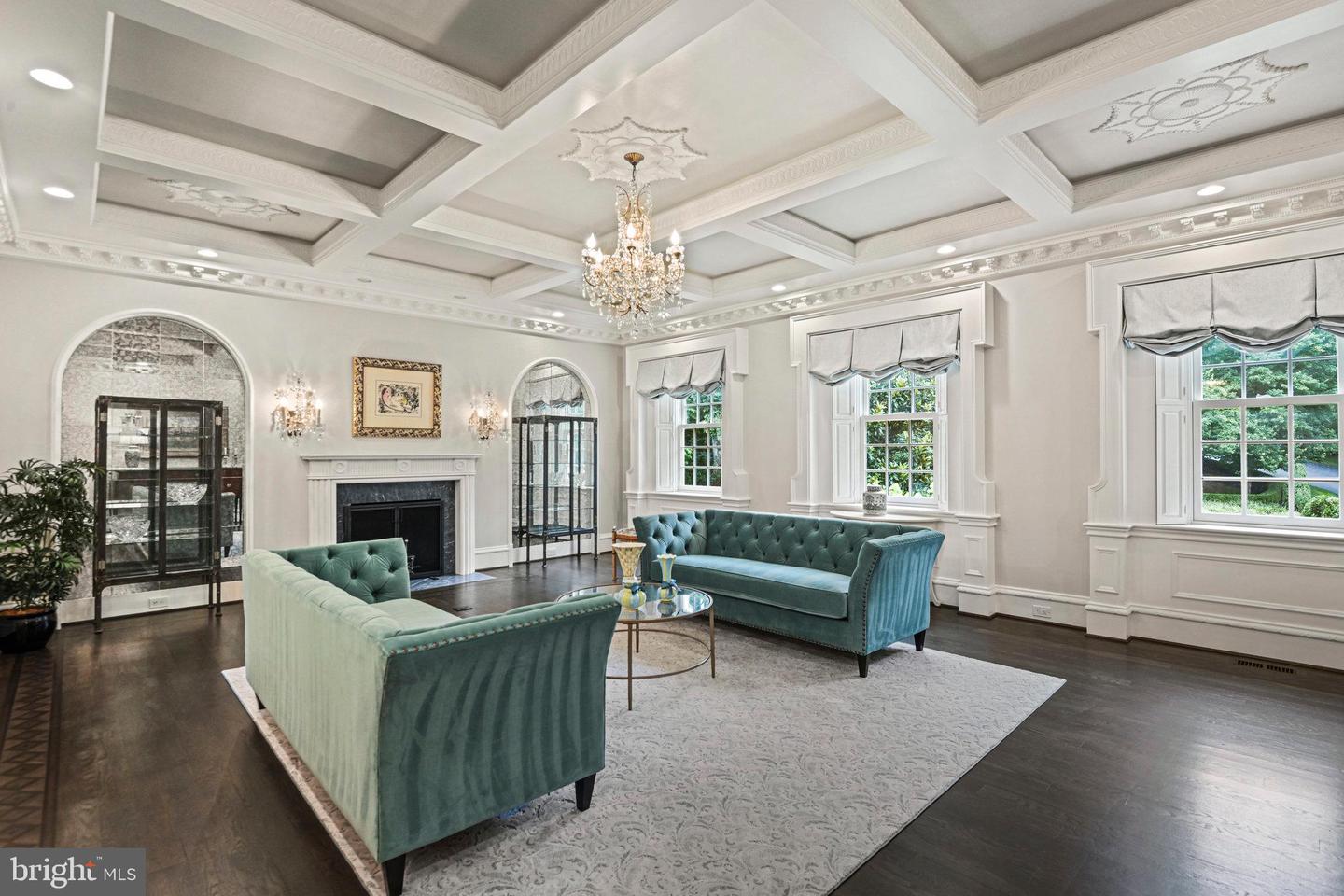 11100 KINGS CAVALIER CT, OAKTON, Virginia 22124, 6 Bedrooms Bedrooms, ,9 BathroomsBathrooms,Residential,For sale,11100 KINGS CAVALIER CT,VAFX2254638 MLS # VAFX2254638
