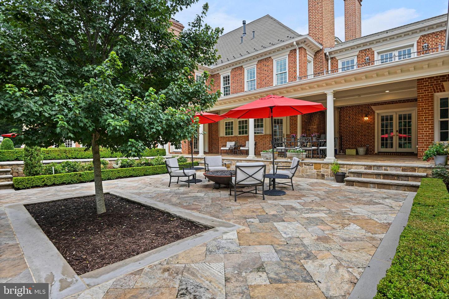 11100 KINGS CAVALIER CT, OAKTON, Virginia 22124, 6 Bedrooms Bedrooms, ,9 BathroomsBathrooms,Residential,For sale,11100 KINGS CAVALIER CT,VAFX2254638 MLS # VAFX2254638