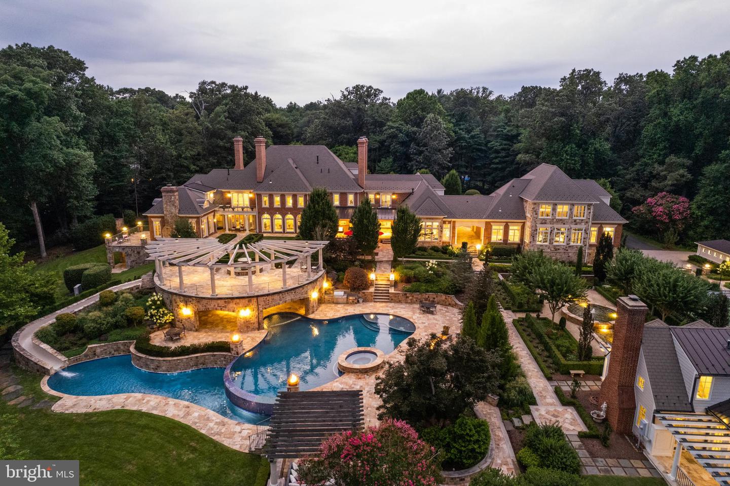 11100 KINGS CAVALIER CT, OAKTON, Virginia 22124, 6 Bedrooms Bedrooms, ,9 BathroomsBathrooms,Residential,For sale,11100 KINGS CAVALIER CT,VAFX2254638 MLS # VAFX2254638