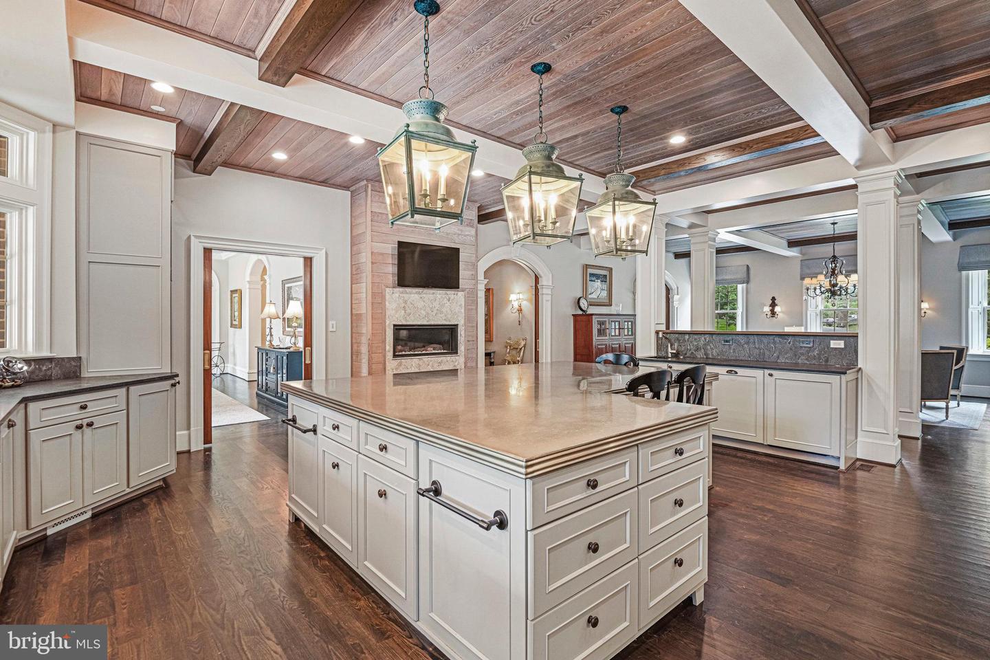 11100 KINGS CAVALIER CT, OAKTON, Virginia 22124, 6 Bedrooms Bedrooms, ,9 BathroomsBathrooms,Residential,For sale,11100 KINGS CAVALIER CT,VAFX2254638 MLS # VAFX2254638