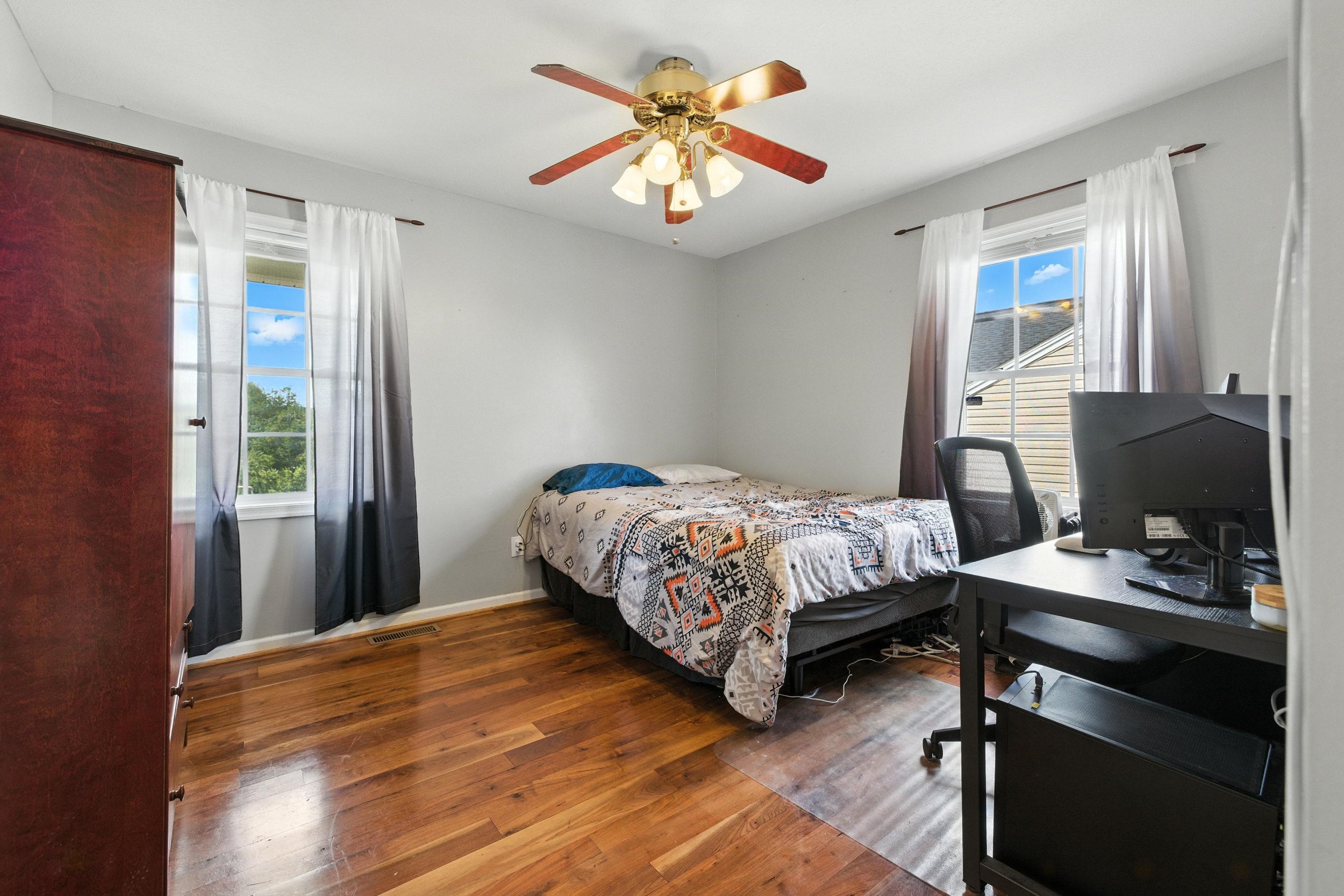18 S FOXHALL LN, WEYERS CAVE, Virginia 24486, 4 Bedrooms Bedrooms, ,2 BathroomsBathrooms,Residential,18 S FOXHALL LN,668549 MLS # 668549