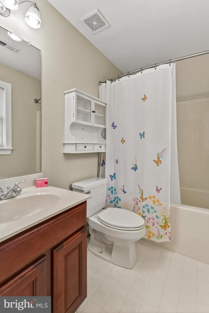 6913 MAZZEN CT, FREDERICKSBURG, Virginia 22407, 4 Bedrooms Bedrooms, ,3 BathroomsBathrooms,Residential,For sale,6913 MAZZEN CT,VASP2034752 MLS # VASP2034752