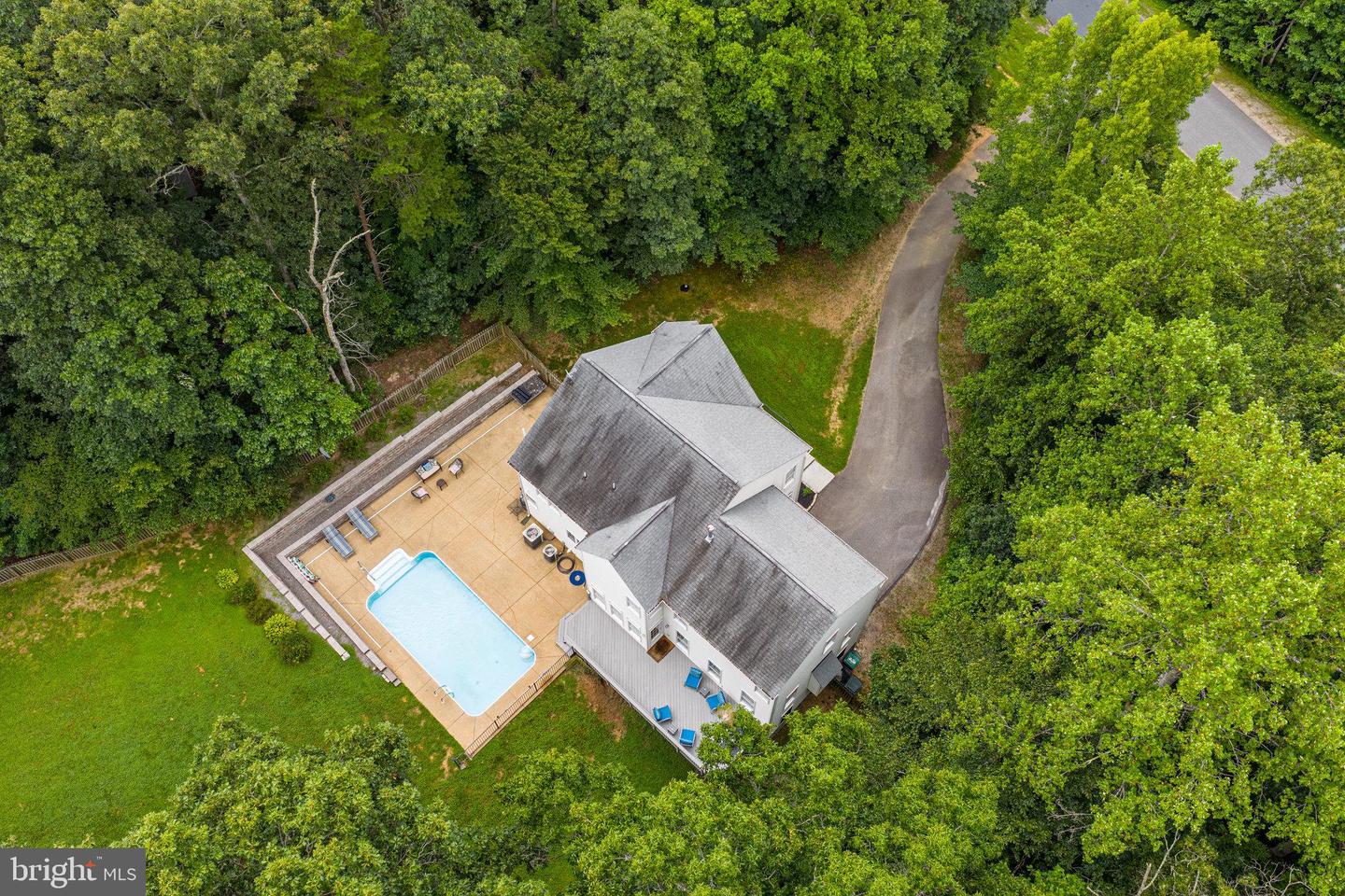 6913 MAZZEN CT, FREDERICKSBURG, Virginia 22407, 4 Bedrooms Bedrooms, ,3 BathroomsBathrooms,Residential,For sale,6913 MAZZEN CT,VASP2034752 MLS # VASP2034752