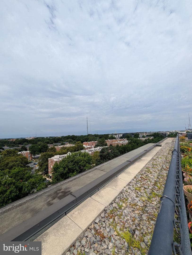 3601 WISCONSIN AVE NW #502, WASHINGTON, District Of Columbia 20016, 1 Bedroom Bedrooms, ,1 BathroomBathrooms,Residential,For sale,3601 WISCONSIN AVE NW #502,DCDC2211464 MLS # DCDC2211464 3601 WISCONSIN AVE NW #502, WASHINGTON, District Of Columbia 20016, 1 Bedroom Bedrooms, ,1 BathroomBathrooms,Residential,For sale,3601 WISCONSIN AVE NW #502,DCDC2211464 MLS # DCDC2211464