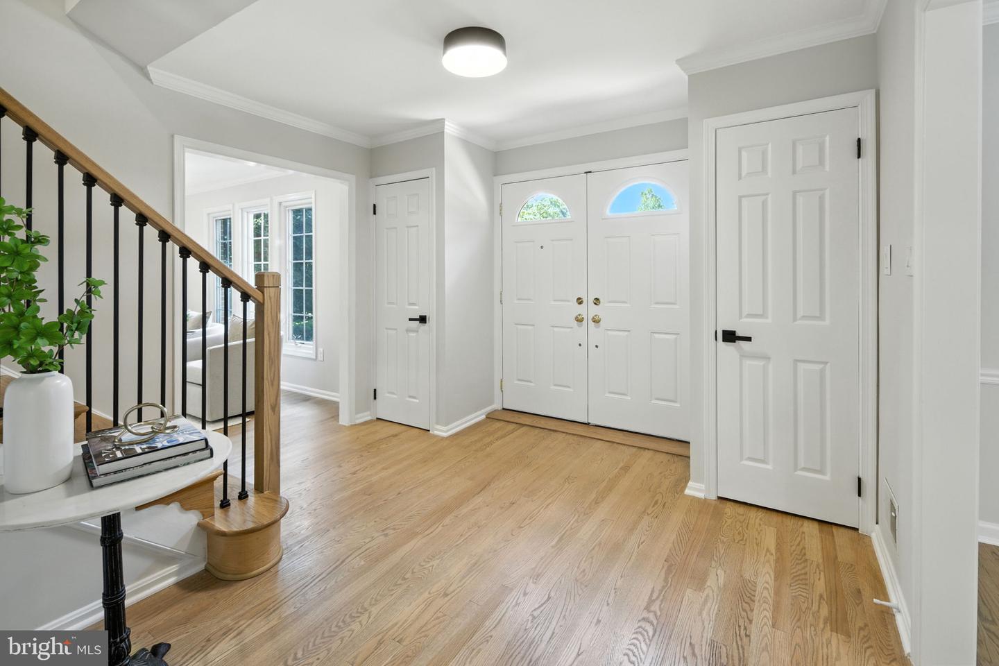 9509 LIBERTY TREE LN, VIENNA, Virginia 22182, 5 Bedrooms Bedrooms, ,3 BathroomsBathrooms,Residential,For sale,9509 LIBERTY TREE LN,VAFX2257146 MLS # VAFX2257146