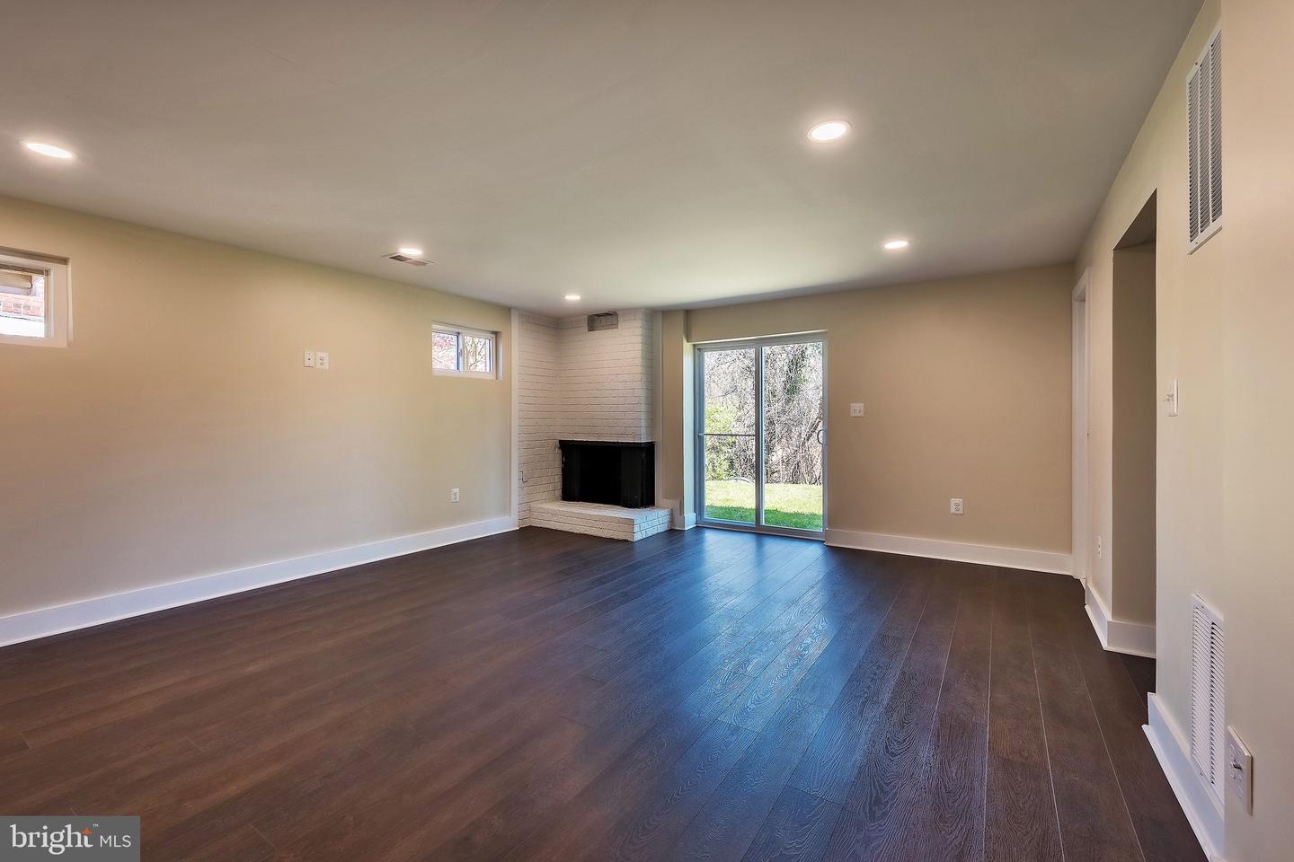 3651 HIGHWOOD DR SE, WASHINGTON, District Of Columbia 20020, 3 Bedrooms Bedrooms, ,3 BathroomsBathrooms,Residential,For sale,3651 HIGHWOOD DR SE,DCDC2213720 MLS # DCDC2213720