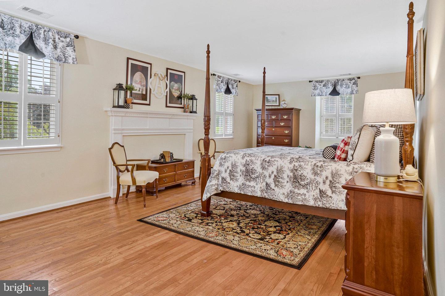 1000 W COUNTRY CLUB DR W, PURCELLVILLE, Virginia 20132, 3 Bedrooms Bedrooms, ,2 BathroomsBathrooms,Residential,For sale,1000 W COUNTRY CLUB DR W,VALO2104118 MLS # VALO2104118