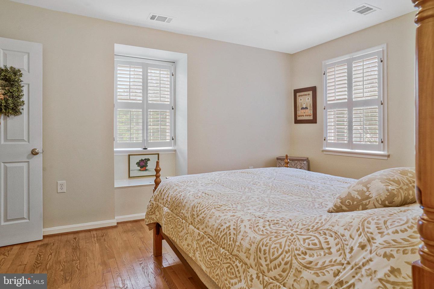 1000 W COUNTRY CLUB DR W, PURCELLVILLE, Virginia 20132, 3 Bedrooms Bedrooms, ,2 BathroomsBathrooms,Residential,For sale,1000 W COUNTRY CLUB DR W,VALO2104118 MLS # VALO2104118