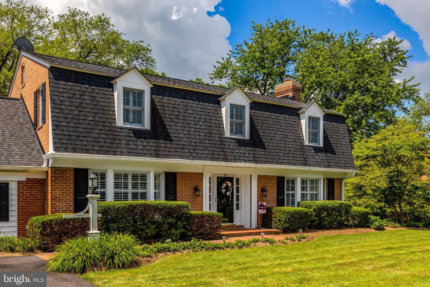 1000 W COUNTRY CLUB DR W, PURCELLVILLE, Virginia 20132, 3 Bedrooms Bedrooms, ,2 BathroomsBathrooms,Residential,For sale,1000 W COUNTRY CLUB DR W,VALO2104118 MLS # VALO2104118