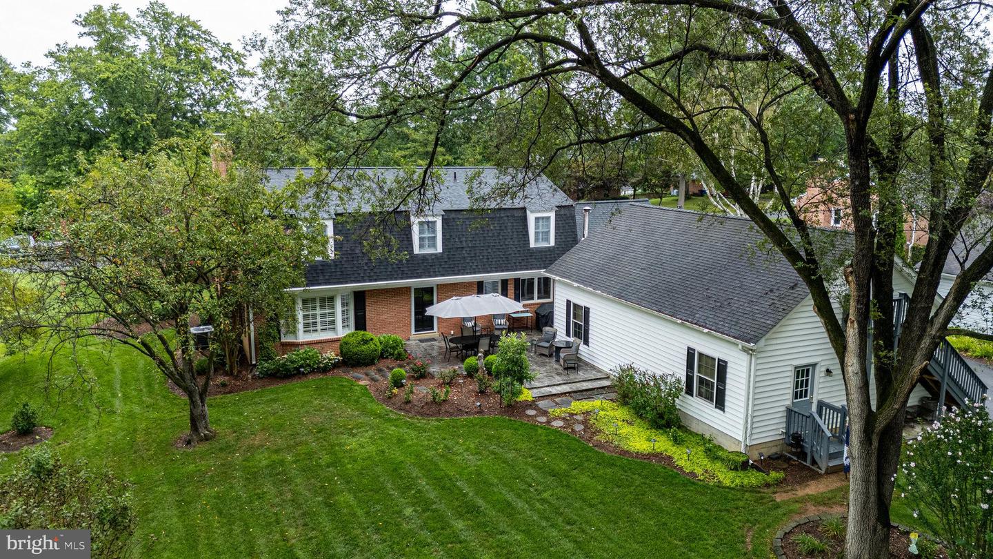 1000 W COUNTRY CLUB DR W, PURCELLVILLE, Virginia 20132, 3 Bedrooms Bedrooms, ,2 BathroomsBathrooms,Residential,For sale,1000 W COUNTRY CLUB DR W,VALO2104118 MLS # VALO2104118
