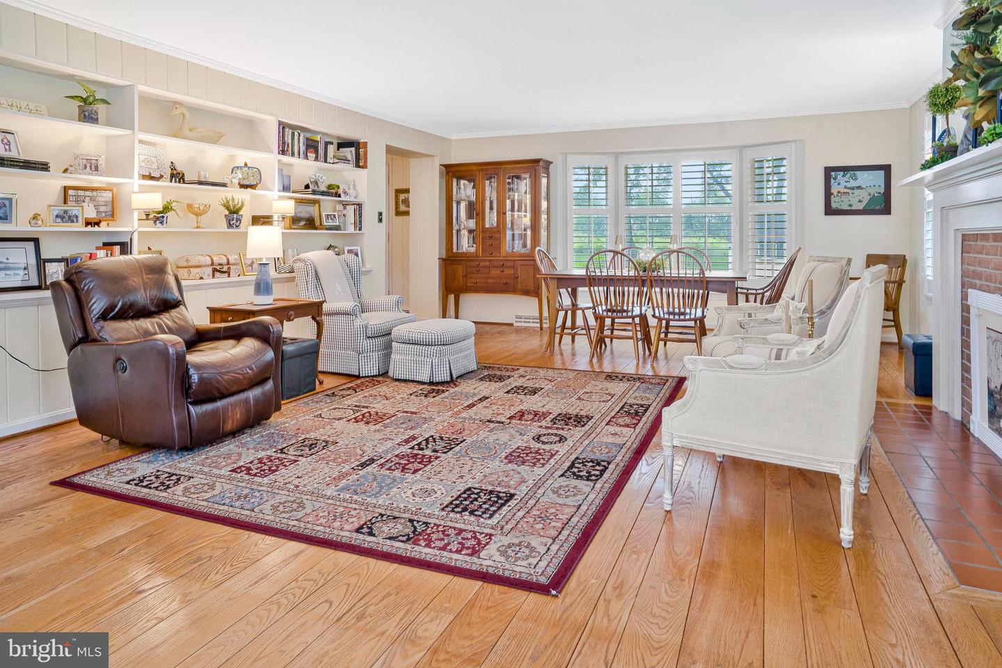 1000 W COUNTRY CLUB DR W, PURCELLVILLE, Virginia 20132, 3 Bedrooms Bedrooms, ,2 BathroomsBathrooms,Residential,For sale,1000 W COUNTRY CLUB DR W,VALO2104118 MLS # VALO2104118