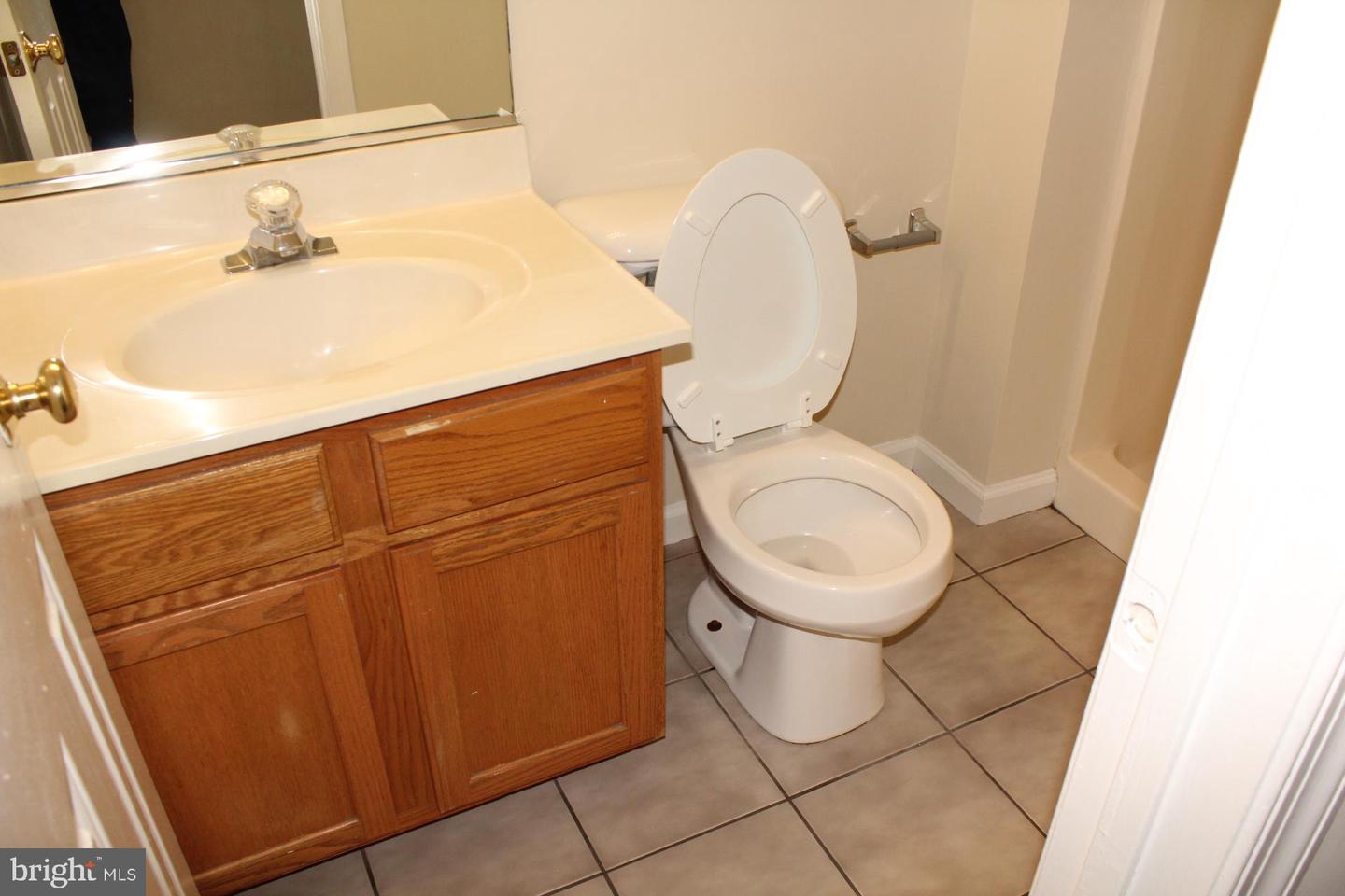 10402 SKINNER HILL DR, FREDERICKSBURG, Virginia 22408, 5 Bedrooms Bedrooms, ,3 BathroomsBathrooms,Residential,For sale,10402 SKINNER HILL DR,VASP2035310 MLS # VASP2035310