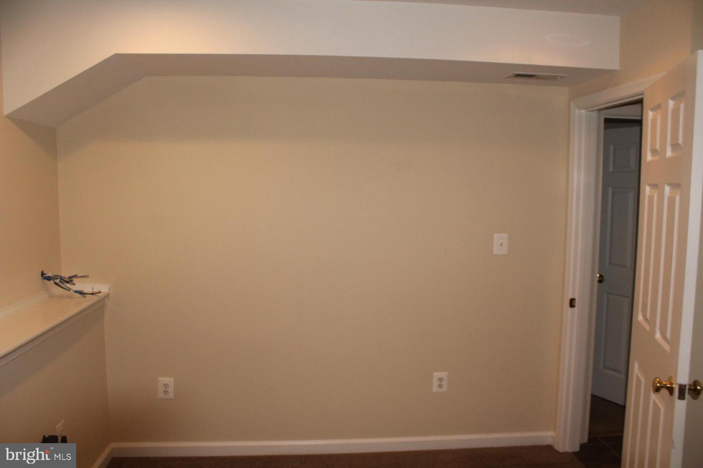 10402 SKINNER HILL DR, FREDERICKSBURG, Virginia 22408, 5 Bedrooms Bedrooms, ,3 BathroomsBathrooms,Residential,For sale,10402 SKINNER HILL DR,VASP2035310 MLS # VASP2035310