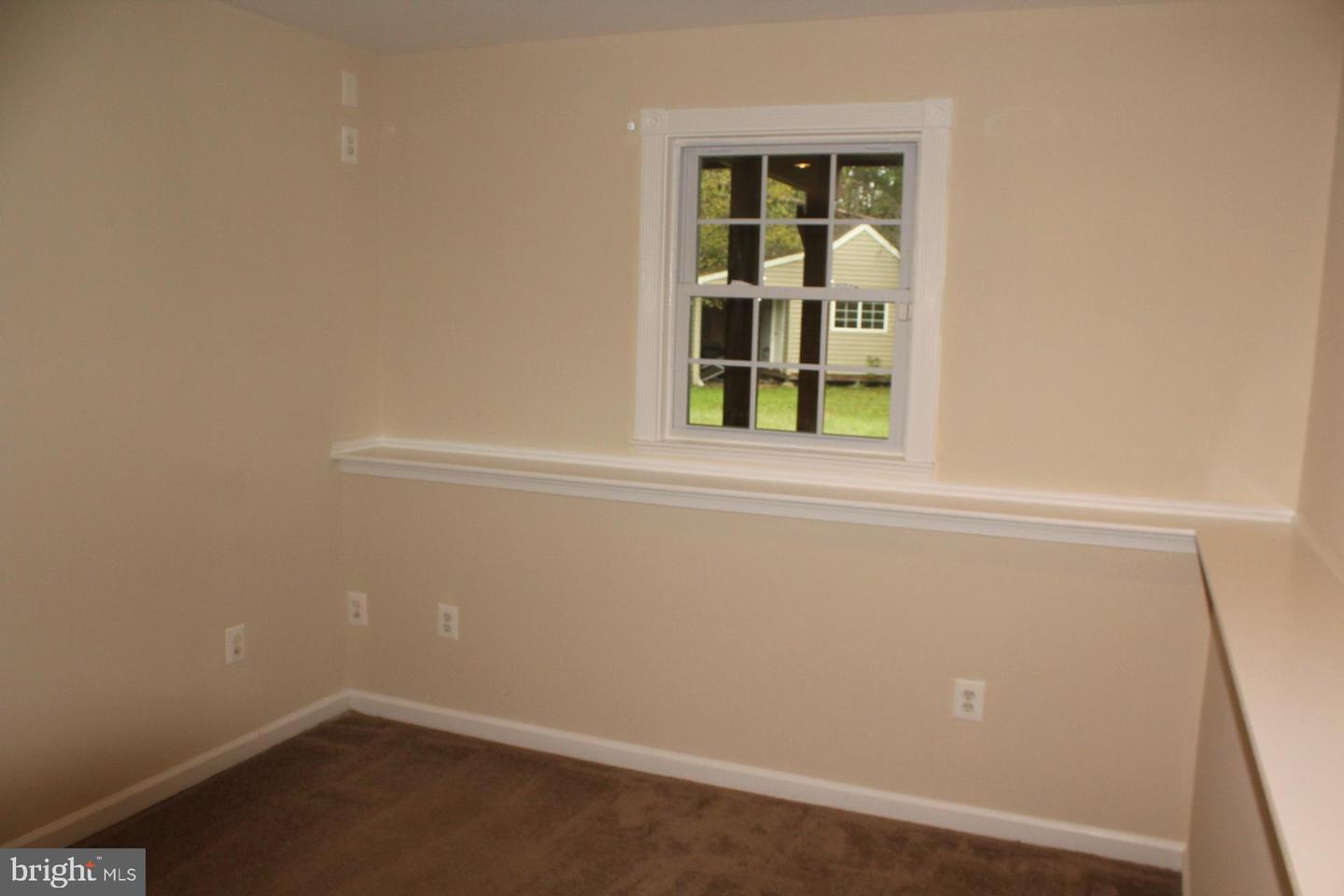 10402 SKINNER HILL DR, FREDERICKSBURG, Virginia 22408, 5 Bedrooms Bedrooms, ,3 BathroomsBathrooms,Residential,For sale,10402 SKINNER HILL DR,VASP2035310 MLS # VASP2035310