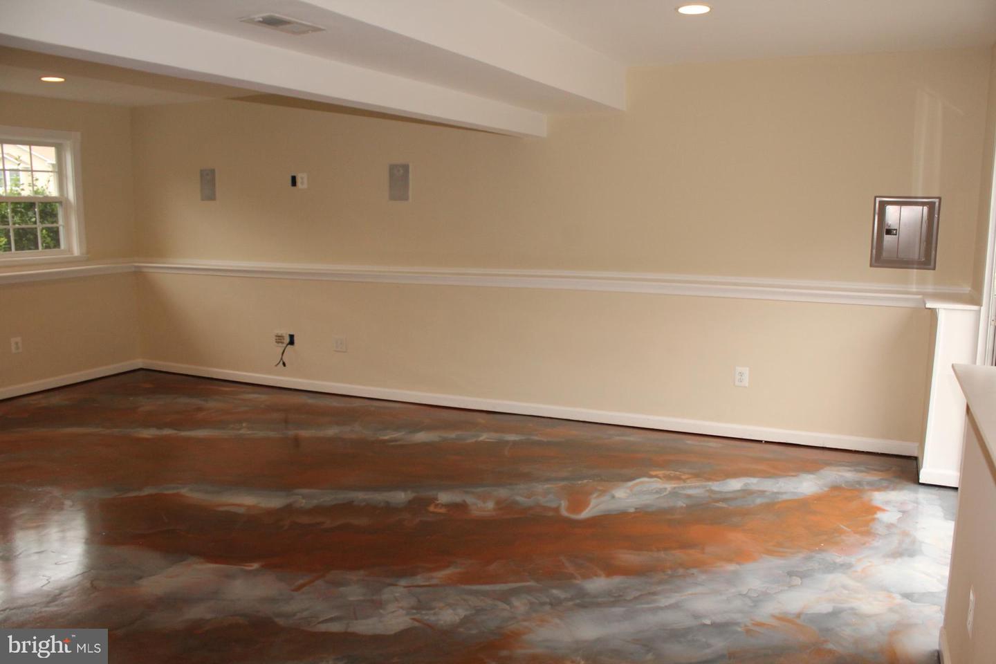 10402 SKINNER HILL DR, FREDERICKSBURG, Virginia 22408, 5 Bedrooms Bedrooms, ,3 BathroomsBathrooms,Residential,For sale,10402 SKINNER HILL DR,VASP2035310 MLS # VASP2035310