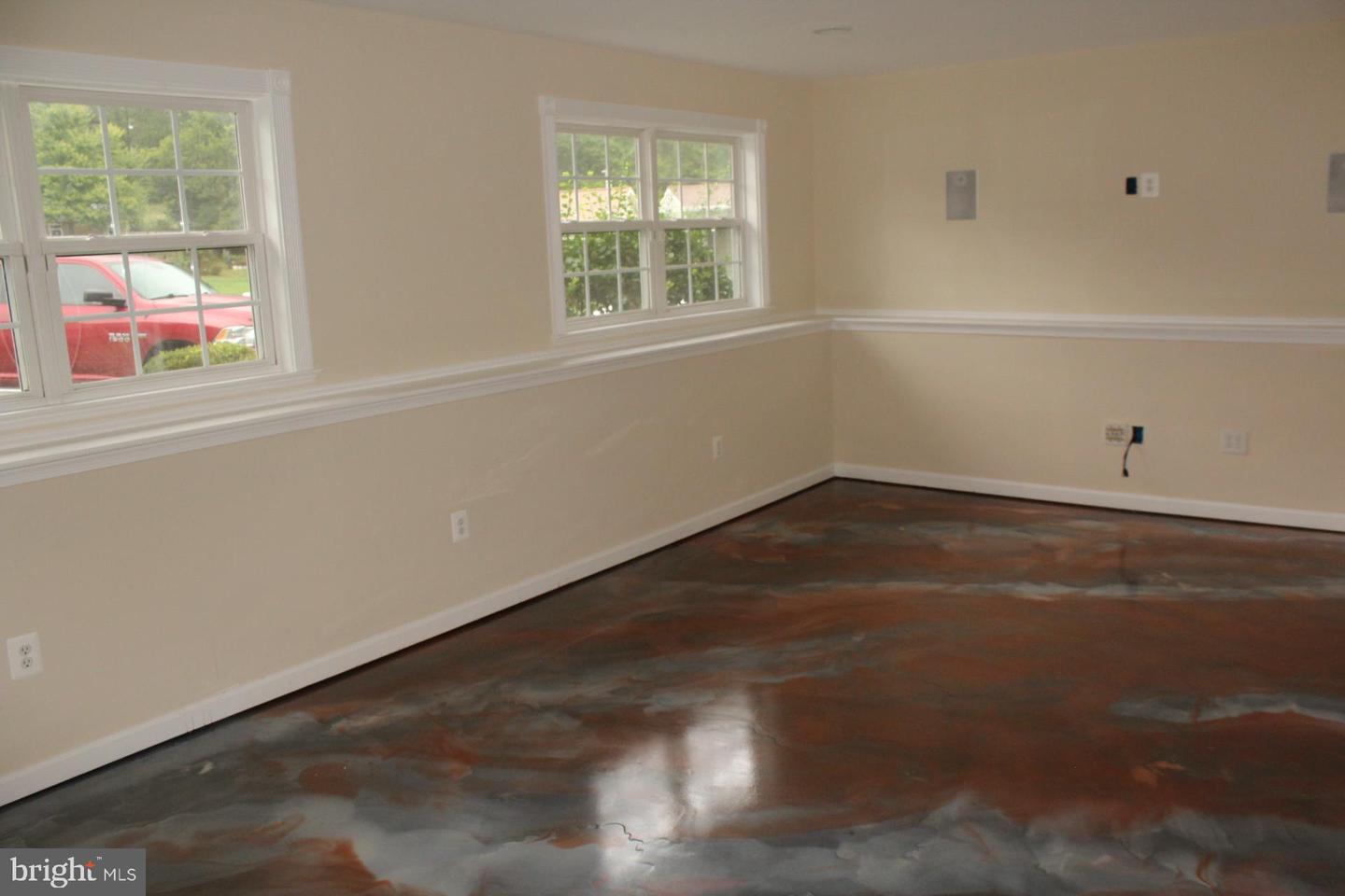 10402 SKINNER HILL DR, FREDERICKSBURG, Virginia 22408, 5 Bedrooms Bedrooms, ,3 BathroomsBathrooms,Residential,For sale,10402 SKINNER HILL DR,VASP2035310 MLS # VASP2035310