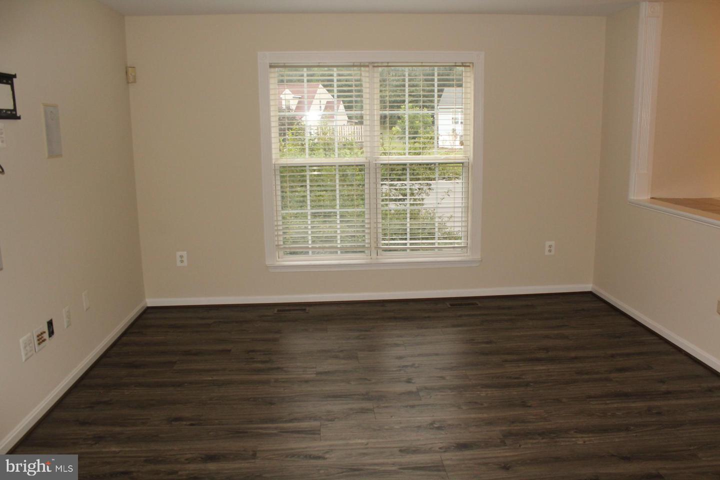 10402 SKINNER HILL DR, FREDERICKSBURG, Virginia 22408, 5 Bedrooms Bedrooms, ,3 BathroomsBathrooms,Residential,For sale,10402 SKINNER HILL DR,VASP2035310 MLS # VASP2035310