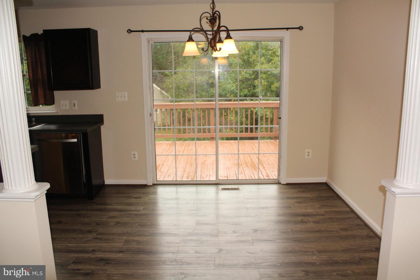 10402 SKINNER HILL DR, FREDERICKSBURG, Virginia 22408, 5 Bedrooms Bedrooms, ,3 BathroomsBathrooms,Residential,For sale,10402 SKINNER HILL DR,VASP2035310 MLS # VASP2035310