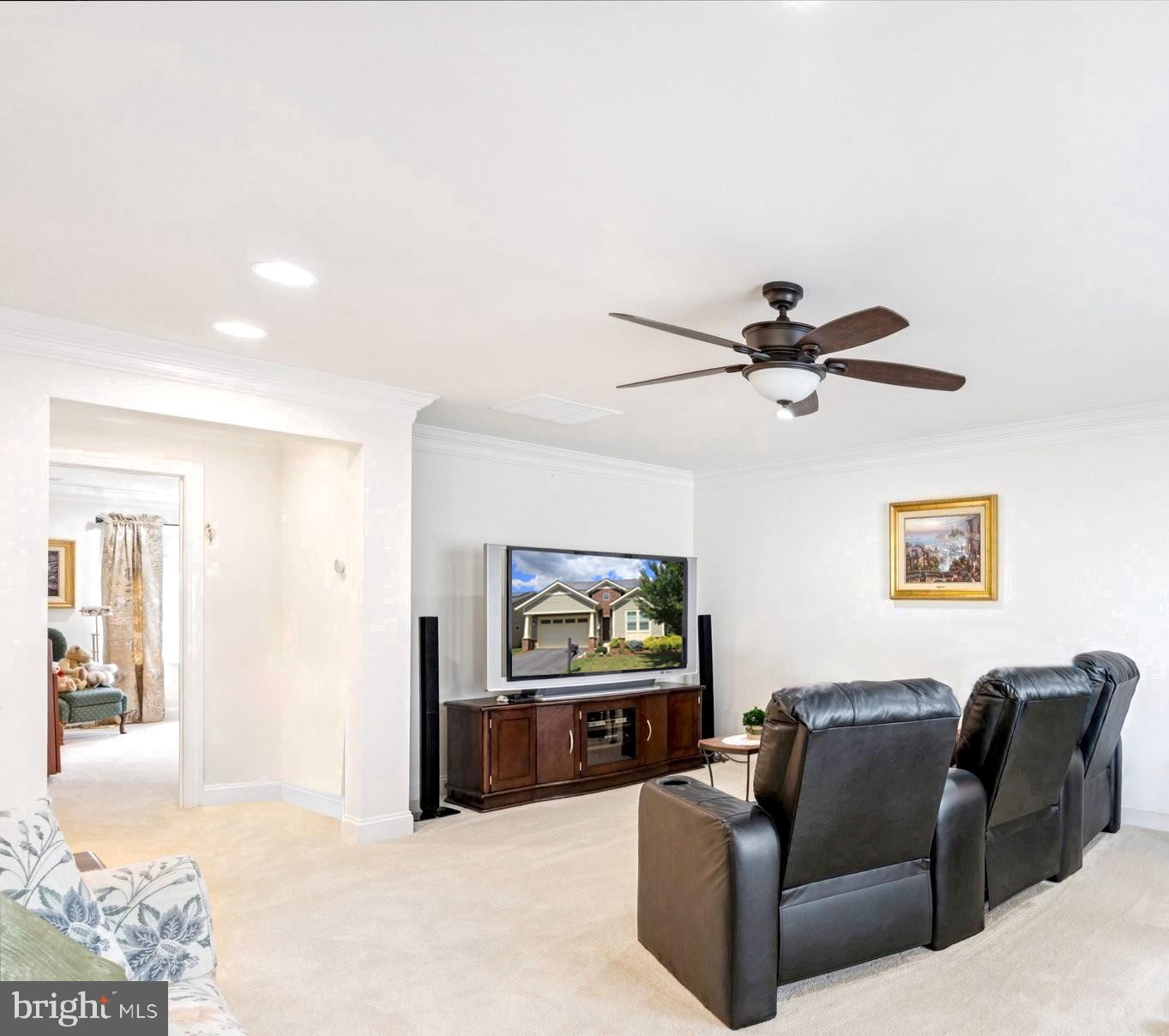 213 GREBE DR, LAKE FREDERICK, Virginia 22630, 3 Bedrooms Bedrooms, 10 Rooms Rooms,3 BathroomsBathrooms,Residential,For sale,213 GREBE DR,VAFV2036040 MLS # VAFV2036040