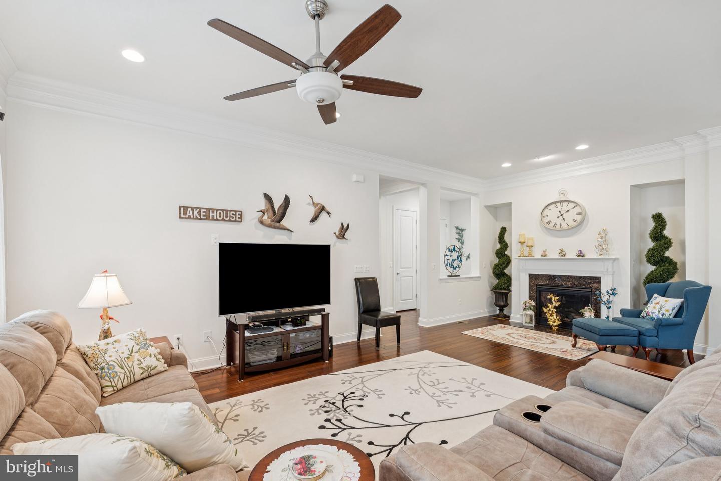 213 GREBE DR, LAKE FREDERICK, Virginia 22630, 3 Bedrooms Bedrooms, 10 Rooms Rooms,3 BathroomsBathrooms,Residential,For sale,213 GREBE DR,VAFV2036040 MLS # VAFV2036040