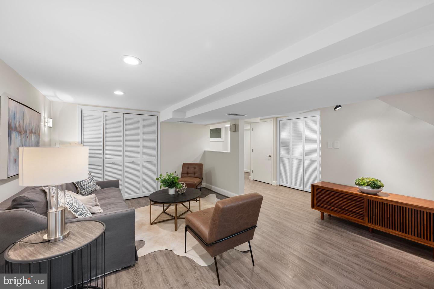 3915 47TH ST NW, WASHINGTON, District Of Columbia 20016, 3 Bedrooms Bedrooms, ,3 BathroomsBathrooms,Residential,For sale,3915 47TH ST NW,DCDC2215428 MLS # DCDC2215428