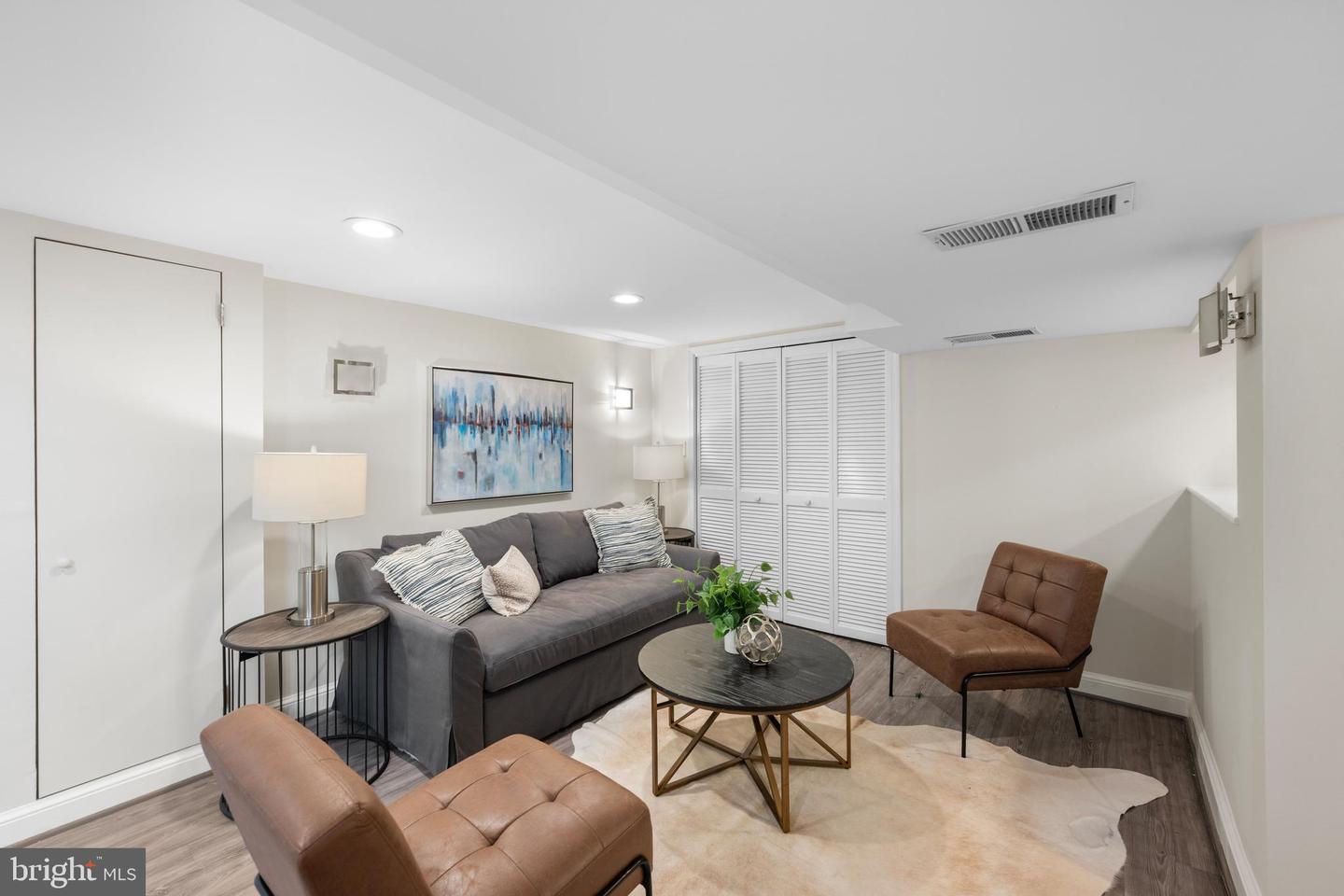 3915 47TH ST NW, WASHINGTON, District Of Columbia 20016, 3 Bedrooms Bedrooms, ,3 BathroomsBathrooms,Residential,For sale,3915 47TH ST NW,DCDC2215428 MLS # DCDC2215428