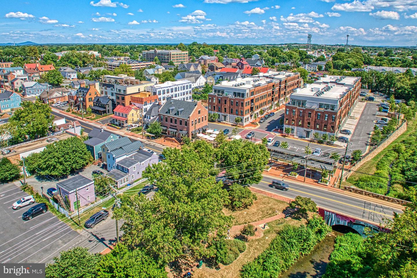 5 STATIONMASTER ST SE #202, LEESBURG, Virginia 20175, 2 Bedrooms Bedrooms, ,2 BathroomsBathrooms,Residential,For sale,5 STATIONMASTER ST SE #202,VALO2104774 MLS # VALO2104774