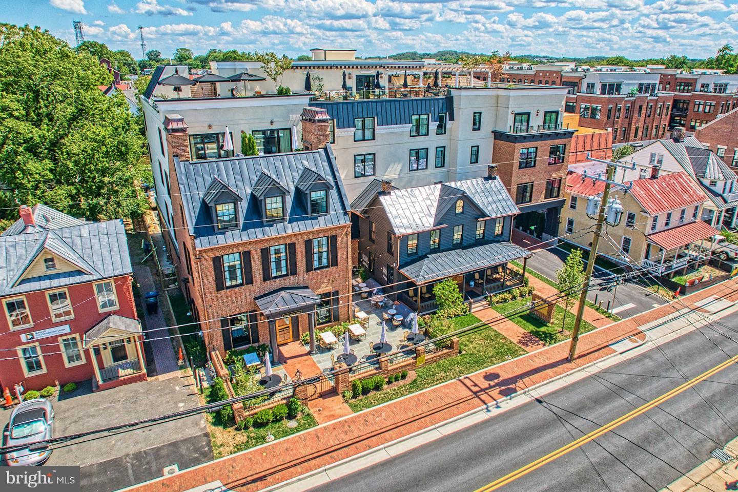 5 STATIONMASTER ST SE #202, LEESBURG, Virginia 20175, 2 Bedrooms Bedrooms, ,2 BathroomsBathrooms,Residential,For sale,5 STATIONMASTER ST SE #202,VALO2104774 MLS # VALO2104774