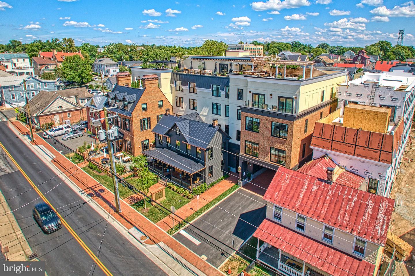 5 STATIONMASTER ST SE #202, LEESBURG, Virginia 20175, 2 Bedrooms Bedrooms, ,2 BathroomsBathrooms,Residential,For sale,5 STATIONMASTER ST SE #202,VALO2104774 MLS # VALO2104774