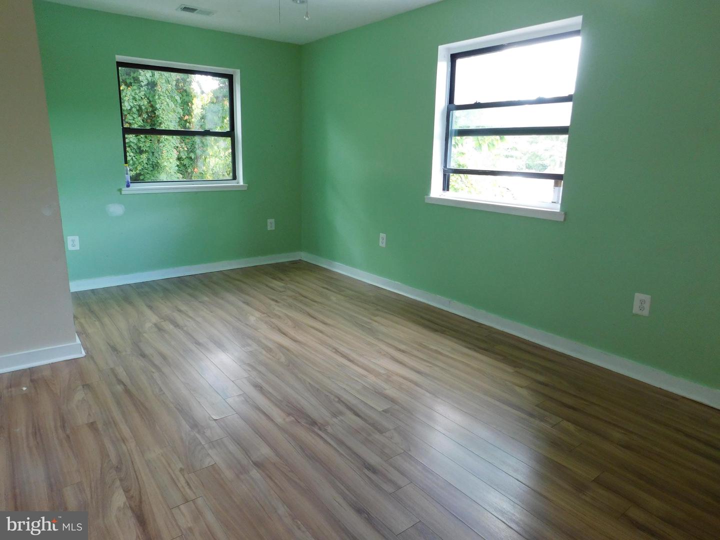 3610 ELMWOOD DR, ALEXANDRIA, Virginia 22303, 5 Bedrooms Bedrooms, ,3 BathroomsBathrooms,Residential,For sale,3610 ELMWOOD DR,VAFX2262354 MLS # VAFX2262354