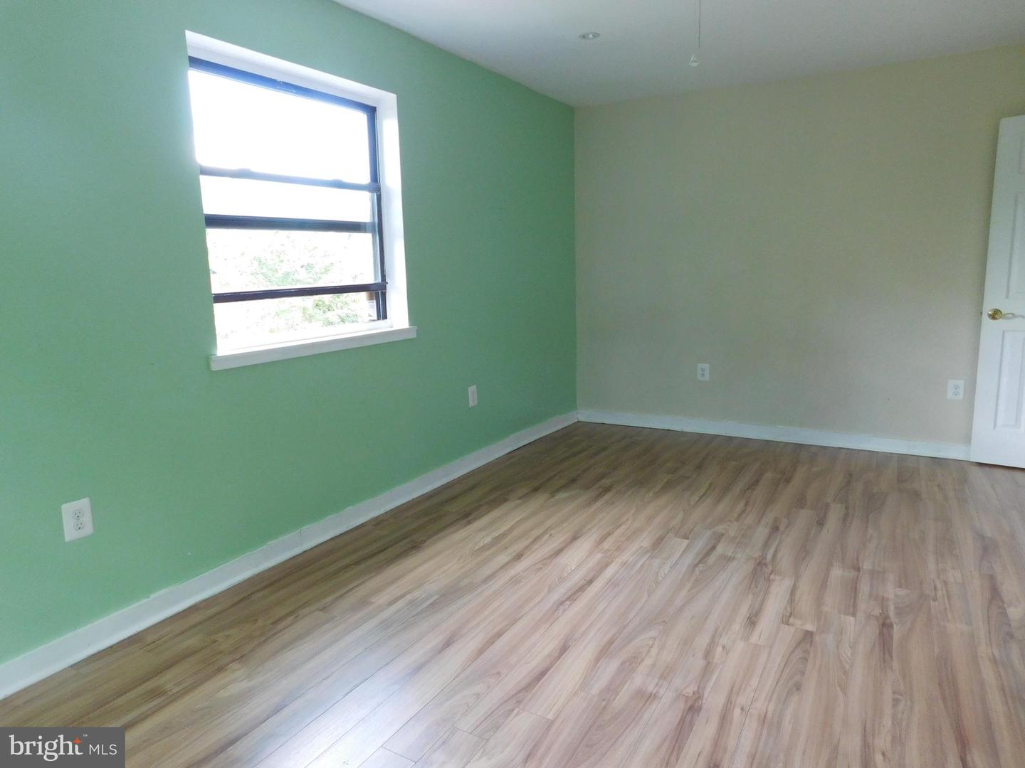 3610 ELMWOOD DR, ALEXANDRIA, Virginia 22303, 5 Bedrooms Bedrooms, ,3 BathroomsBathrooms,Residential,For sale,3610 ELMWOOD DR,VAFX2262354 MLS # VAFX2262354