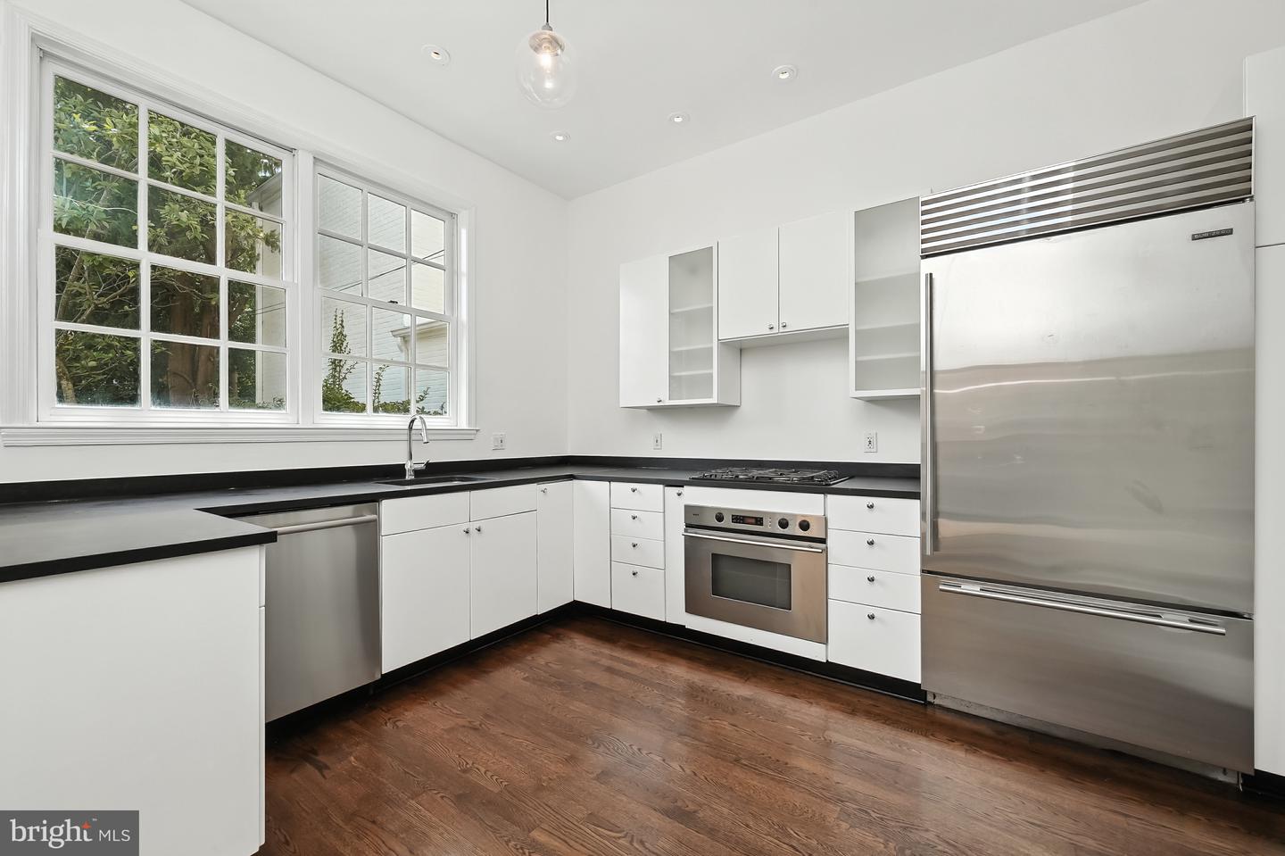 2712 O ST NW, WASHINGTON, District Of Columbia 20007, 4 Bedrooms Bedrooms, ,2 BathroomsBathrooms,Residential,For sale,2712 O ST NW,DCDC2216046 MLS # DCDC2216046