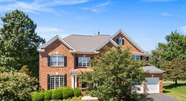 43074 ROCKY RIDGE CT, LEESBURG, Virginia 20176, 4 Bedrooms Bedrooms, ,4 BathroomsBathrooms,Residential,For sale,43074 ROCKY RIDGE CT,VALO2105052 MLS # VALO2105052