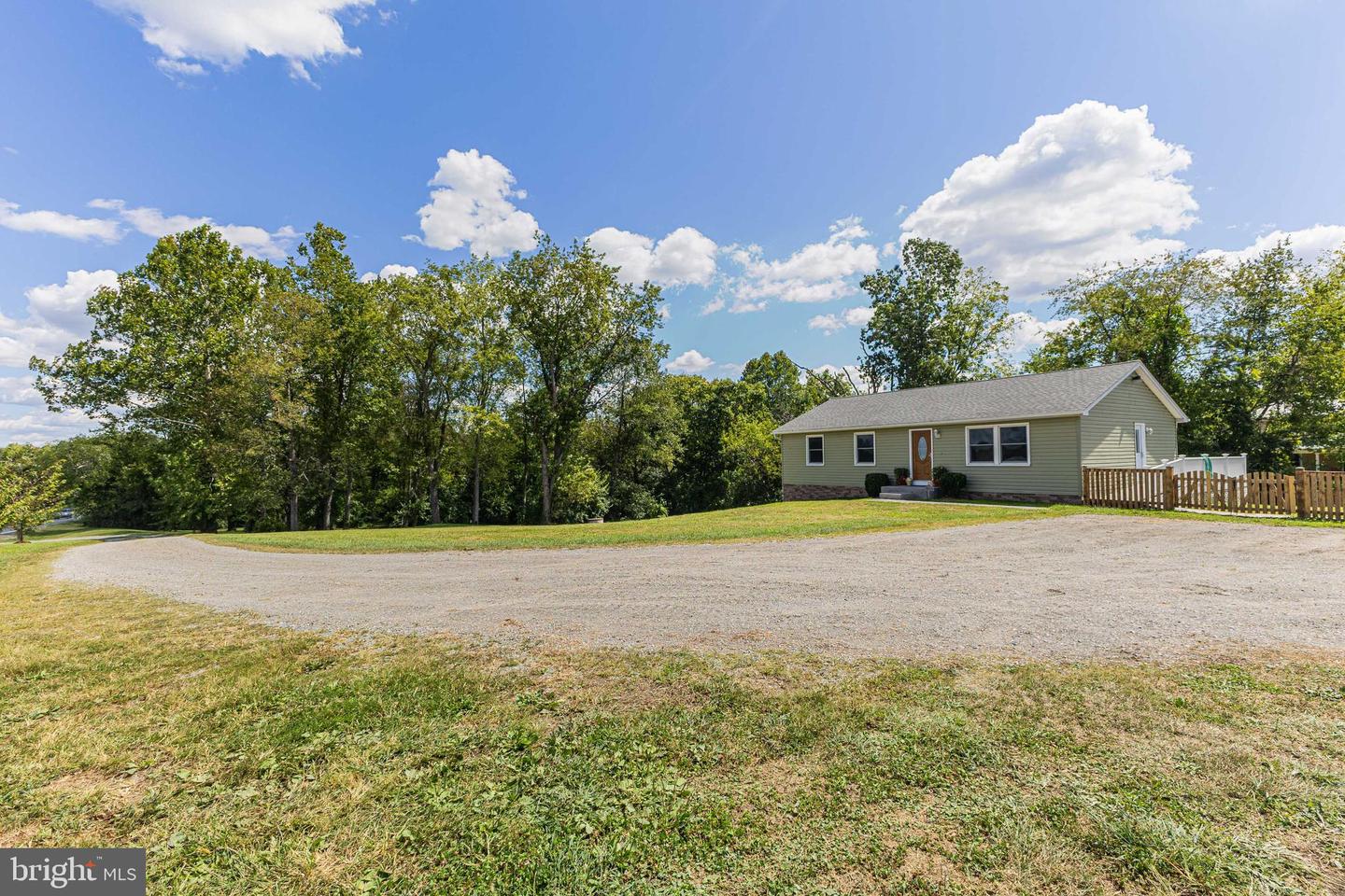 11531 LORD FAIRFAX HWY, BOYCE, Virginia 22620, 3 Bedrooms Bedrooms, ,3 BathroomsBathrooms,Residential,For sale,11531 LORD FAIRFAX HWY,VACL2005992 MLS # VACL2005992