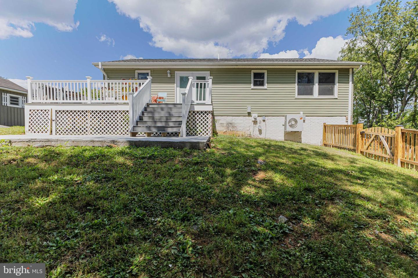 11531 LORD FAIRFAX HWY, BOYCE, Virginia 22620, 3 Bedrooms Bedrooms, ,3 BathroomsBathrooms,Residential,For sale,11531 LORD FAIRFAX HWY,VACL2005992 MLS # VACL2005992
