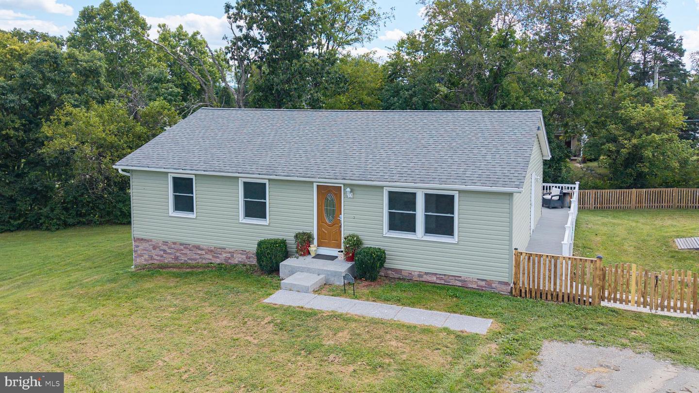 11531 LORD FAIRFAX HWY, BOYCE, Virginia 22620, 3 Bedrooms Bedrooms, ,3 BathroomsBathrooms,Residential,For sale,11531 LORD FAIRFAX HWY,VACL2005992 MLS # VACL2005992
