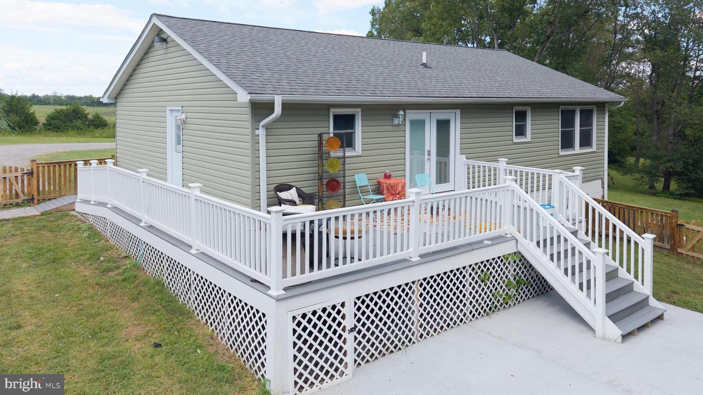 11531 LORD FAIRFAX HWY, BOYCE, Virginia 22620, 3 Bedrooms Bedrooms, ,3 BathroomsBathrooms,Residential,For sale,11531 LORD FAIRFAX HWY,VACL2005992 MLS # VACL2005992