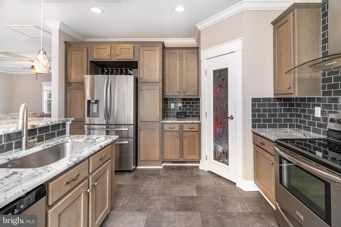 298 BETHEL CHURCH RD, FREDERICKSBURG, Virginia 22405, 3 Bedrooms Bedrooms, 10 Rooms Rooms,2 BathroomsBathrooms,Residential,For sale,298 BETHEL CHURCH RD,VAST2042140 MLS # VAST2042140