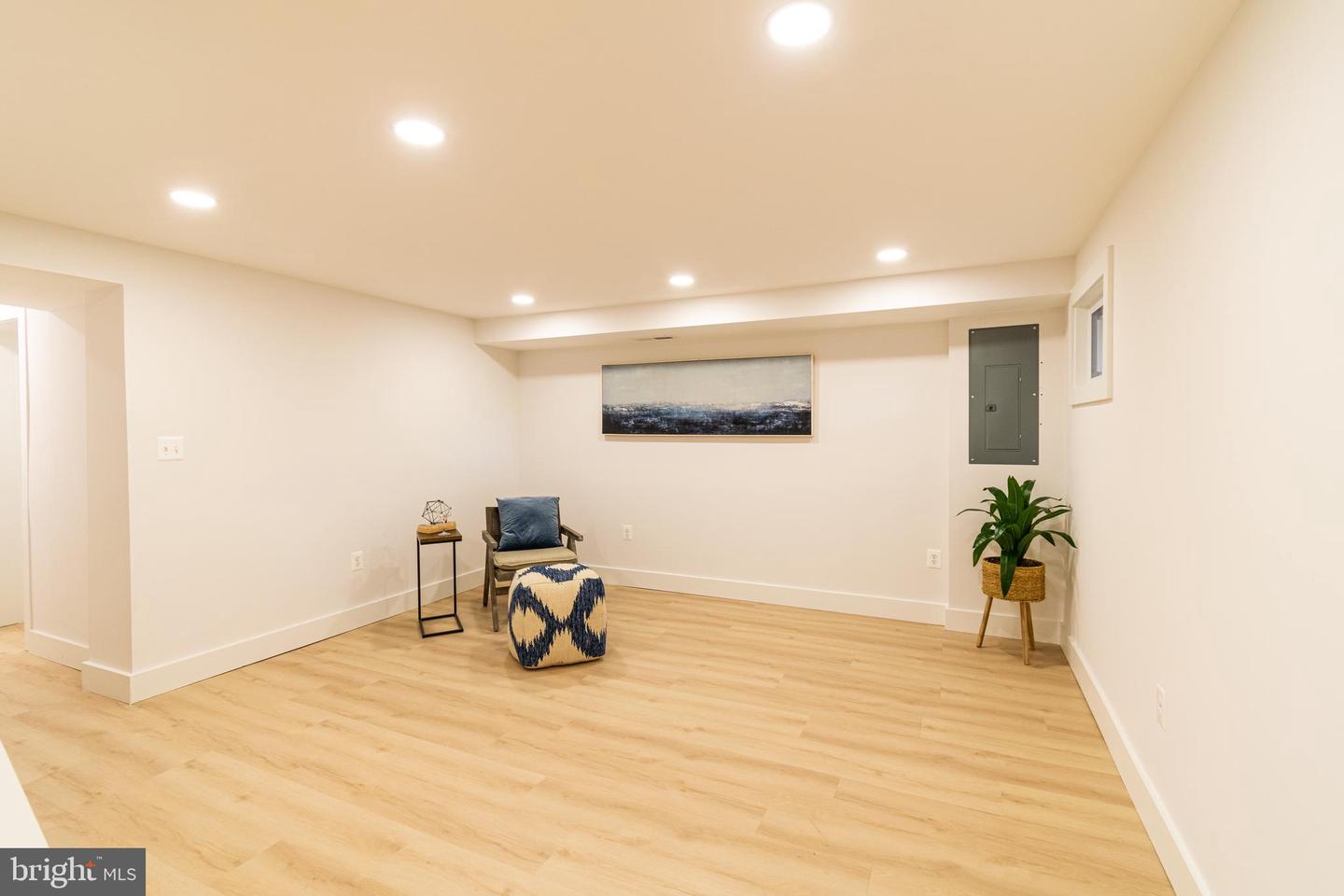414 21ST ST NE, WASHINGTON, District Of Columbia 20002, 4 Bedrooms Bedrooms, ,3 BathroomsBathrooms,Residential,For sale,414 21ST ST NE,DCDC2217188 MLS # DCDC2217188