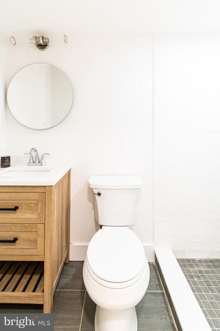 414 21ST ST NE, WASHINGTON, District Of Columbia 20002, 4 Bedrooms Bedrooms, ,3 BathroomsBathrooms,Residential,For sale,414 21ST ST NE,DCDC2217188 MLS # DCDC2217188